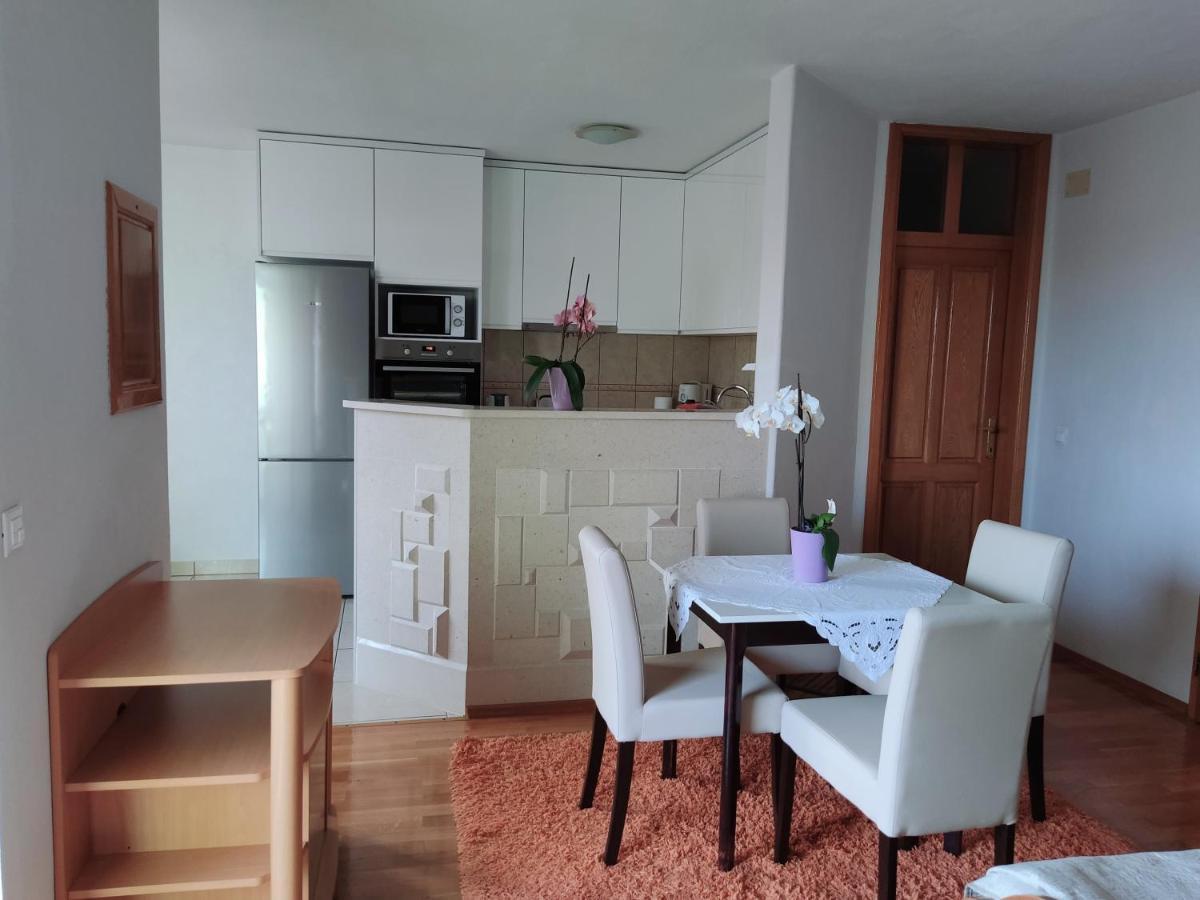 House Topic Baška Voda Extérieur photo