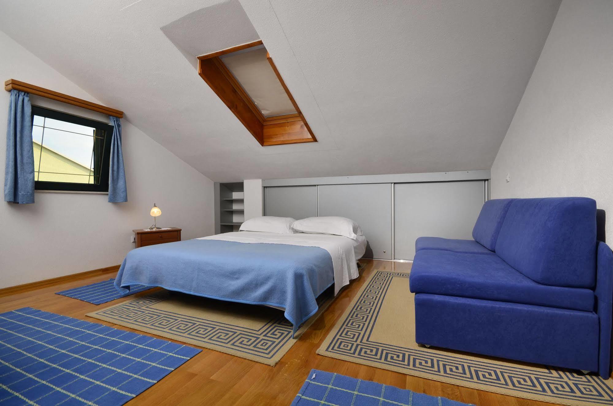 House Topic Baška Voda Extérieur photo
